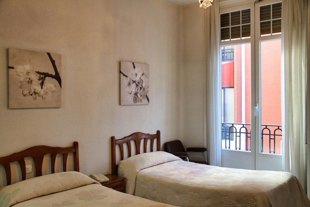 Hostal Excelsior Madrid Exteriér fotografie