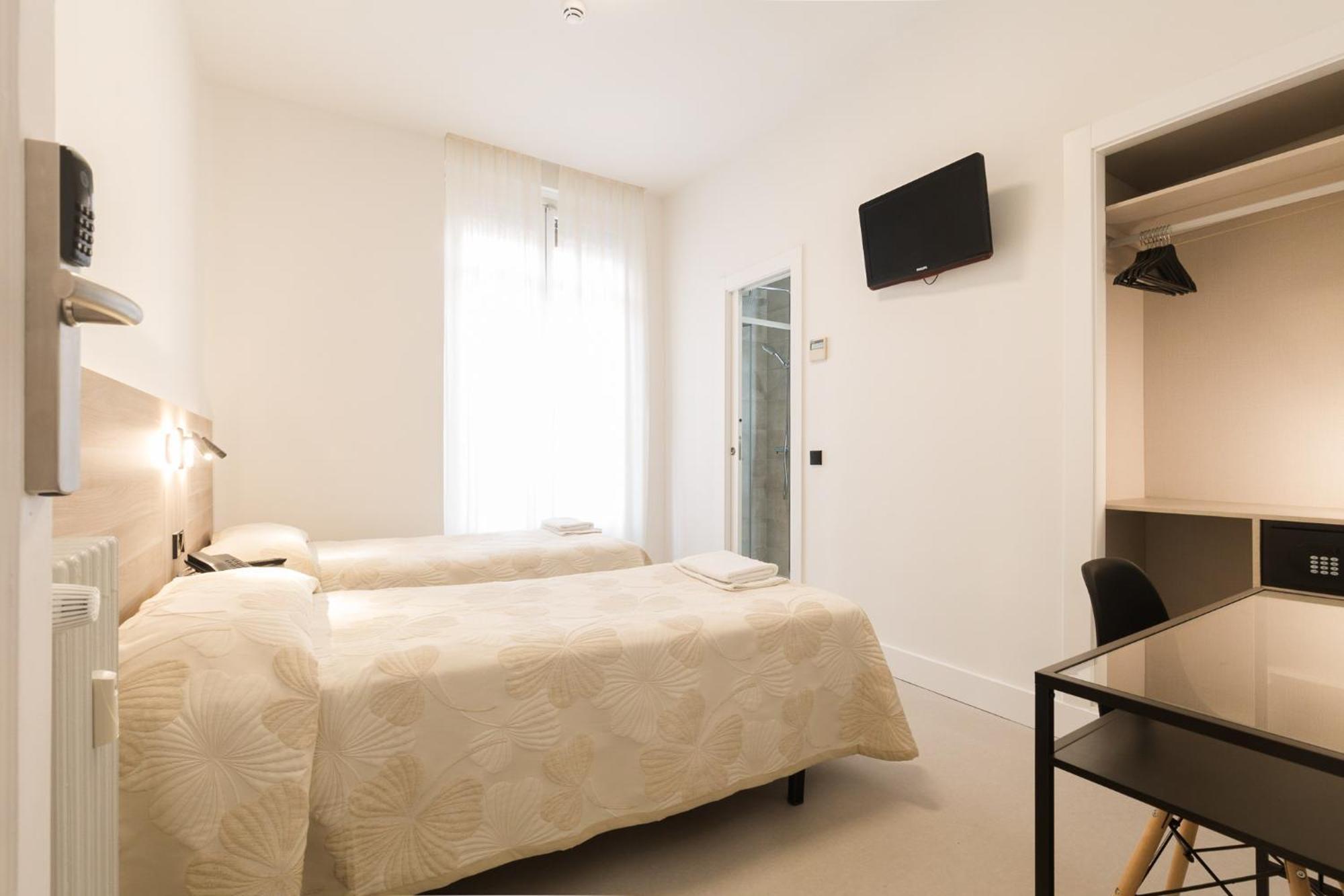 Hostal Excelsior Madrid Exteriér fotografie