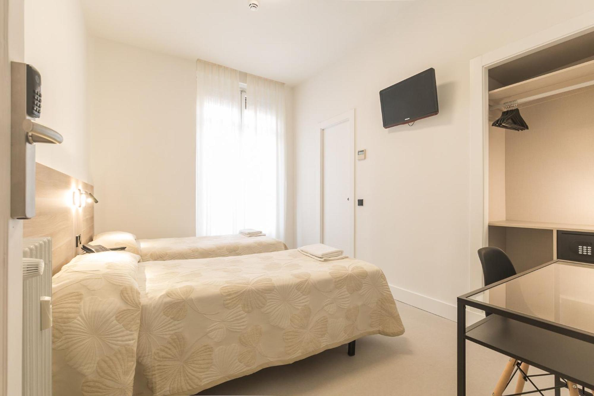 Hostal Excelsior Madrid Exteriér fotografie